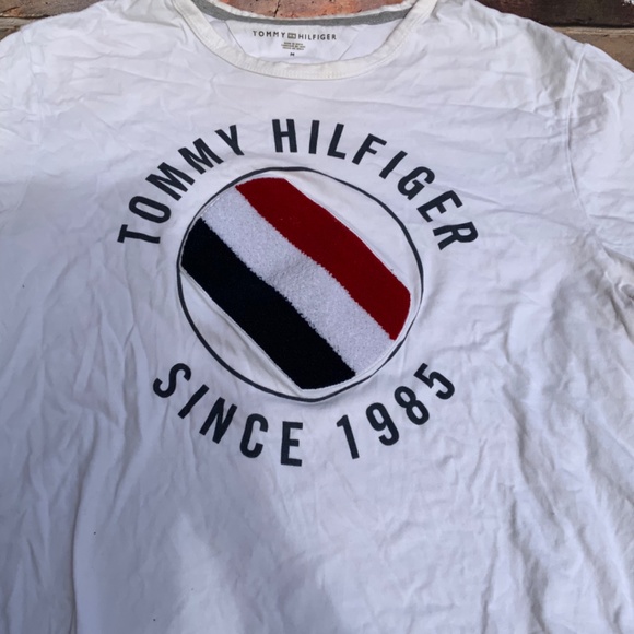 Tommy Hilfiger Mens  Collegiate crew classic FIT T-SHIRT W/ Red, White and Blue - Picture 5 of 7